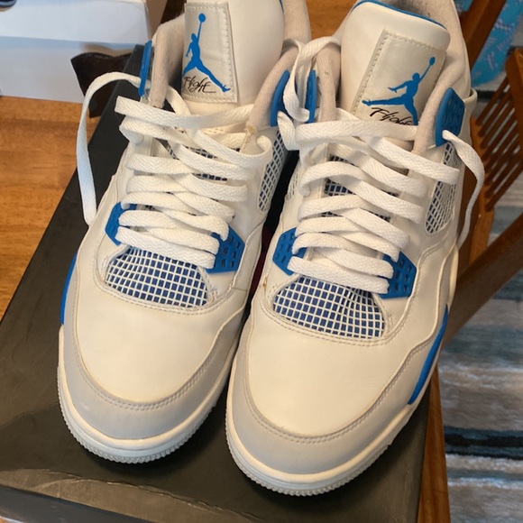 Jordan 4 (SOLD) - Picture 2 of 8